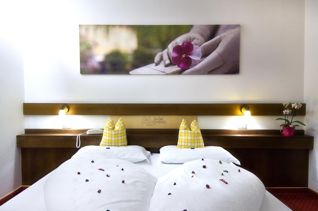 Hotel Daniela Μεράνο Δωμάτιο φωτογραφία